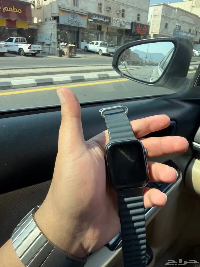 ساعه ابل الاصدار الخامس 0