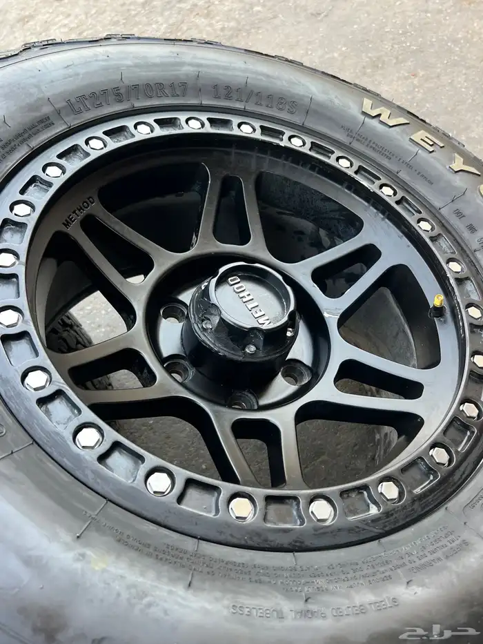 جنوط   ميتود اسود مقاس 17 مع كفرات حجرية تاريخ 23 جمس 14