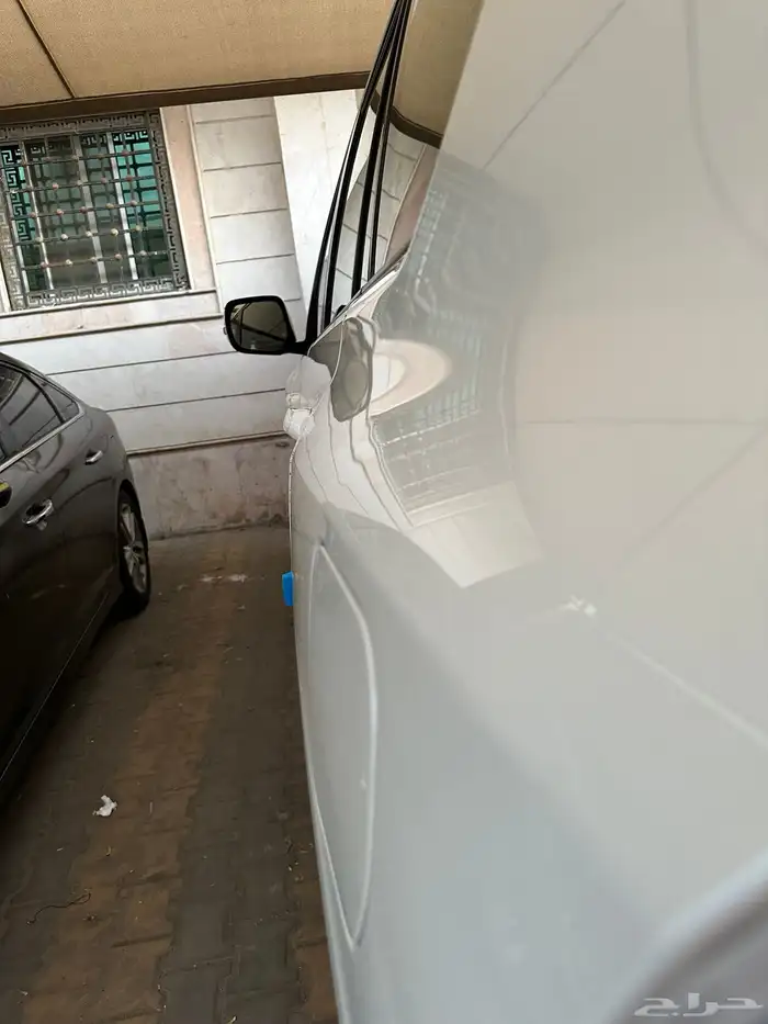 جيب برادو تويوتا TXL 2011 مخزن بحالة الوكالة 33