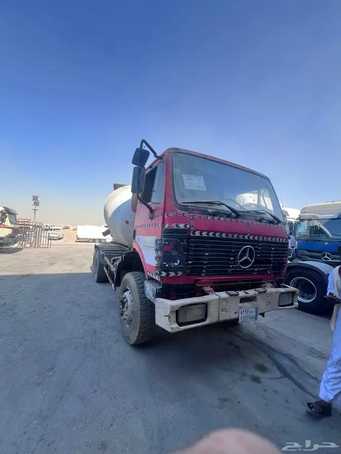 حراج معرض رائد للسيارات والشاحنات كل يوم جمعة 22