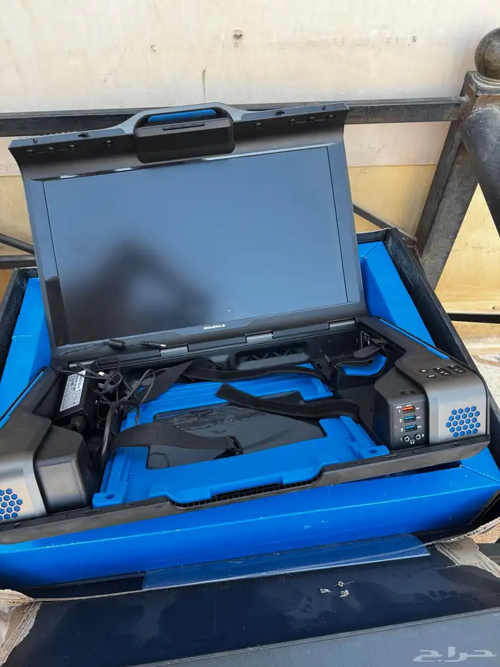 شاشة قيمنق متنقله 4