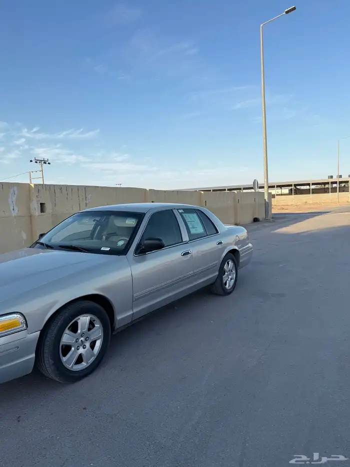 فورد فكتوريا 4