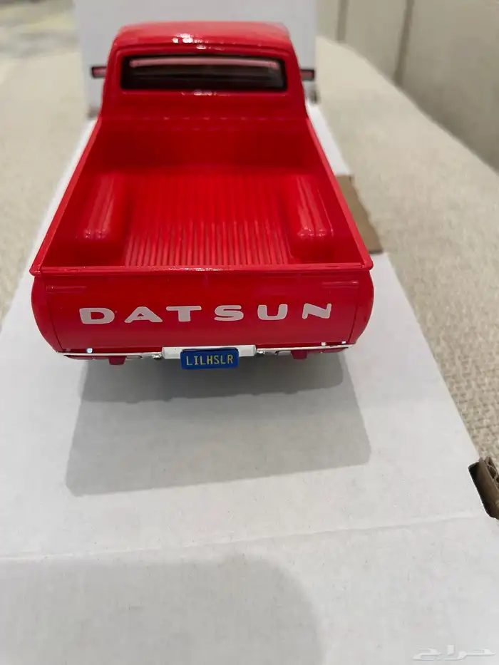 مجسم داتسون موديل 1973. 0