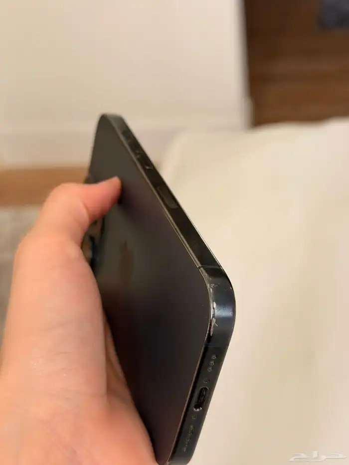 آيفون 15 برو   256GB   لون Blue Titanium (كحلي) 2