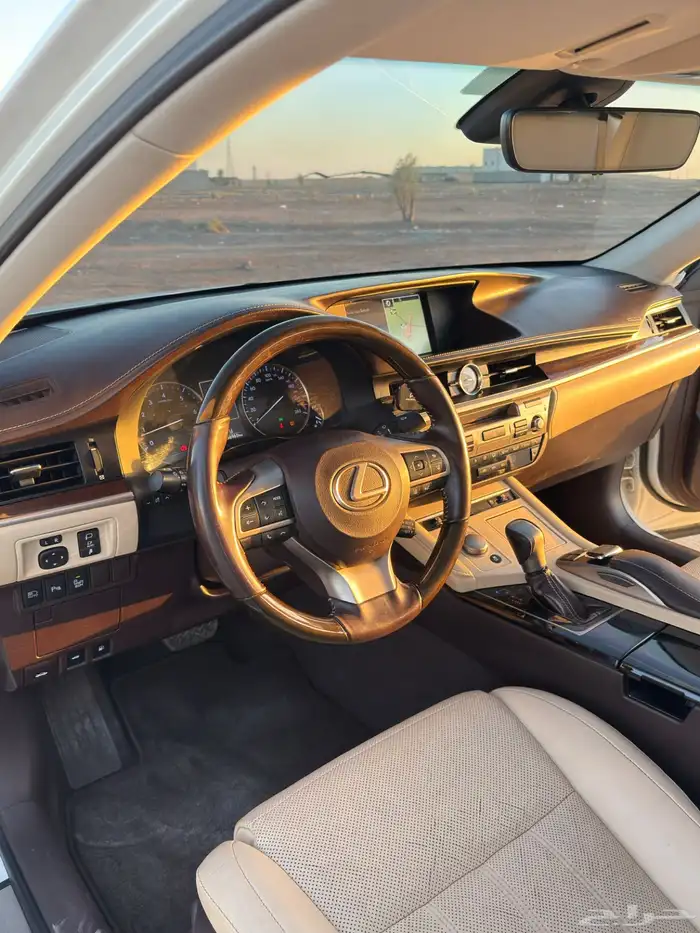 لكزس 2018 es DD 9