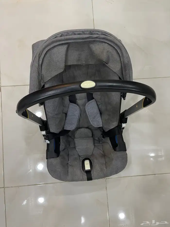 عربايه اطفال وكرسي 3