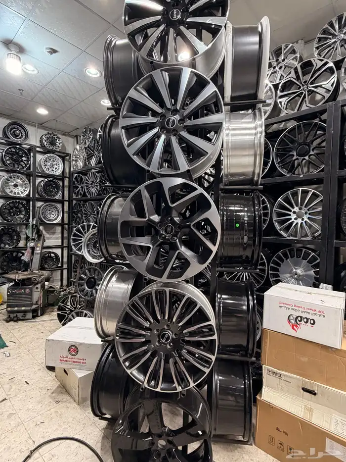 جنوط رنج روفر  خان  سبورت   ديفندر 0