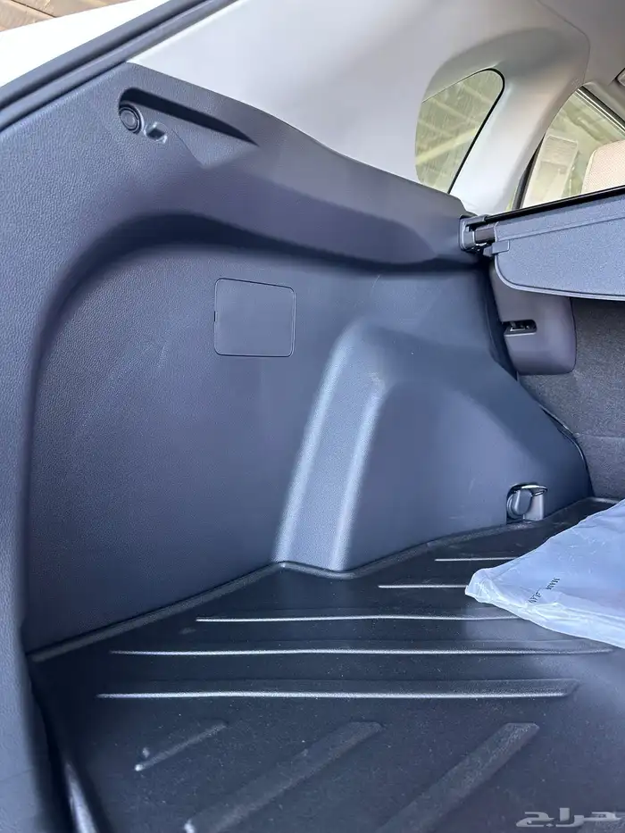 راف فور XLE 2.0 فتحه بصمه دبل موديل 2025 27