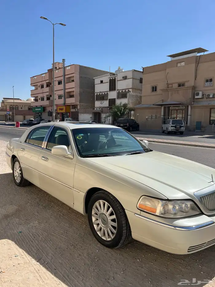 لينكولن تاون كار ليمتد 2006 2