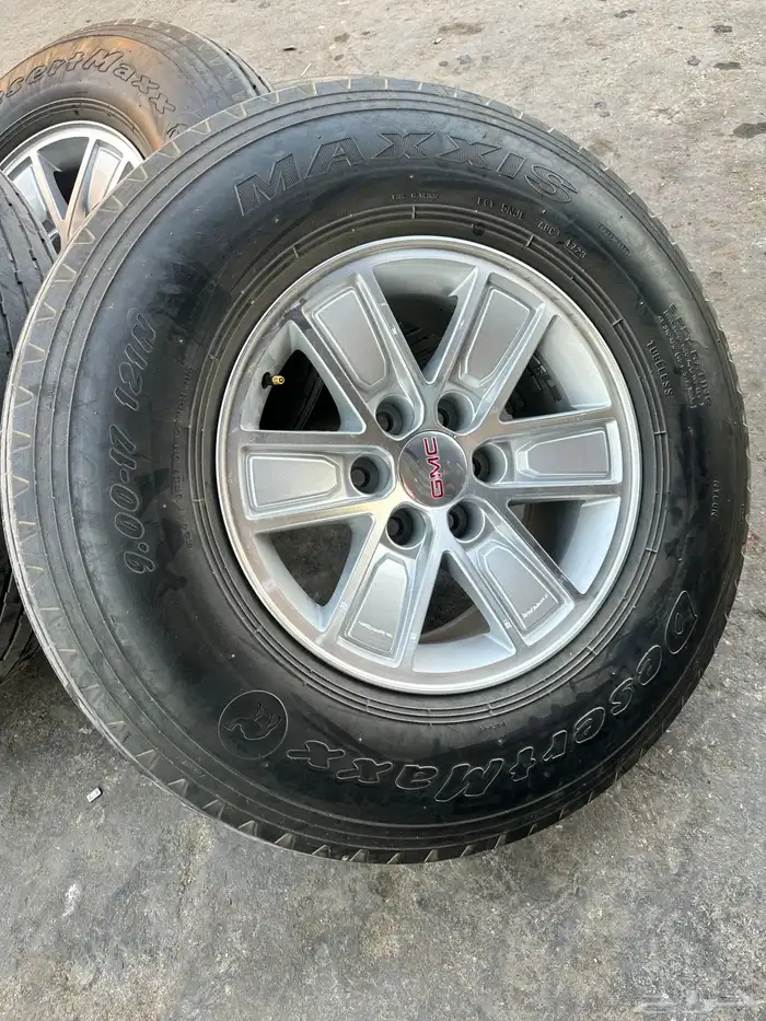 جنوط كويتي جمس سيرا مع كفرات بالون ماكسس 900.17 ت22 21