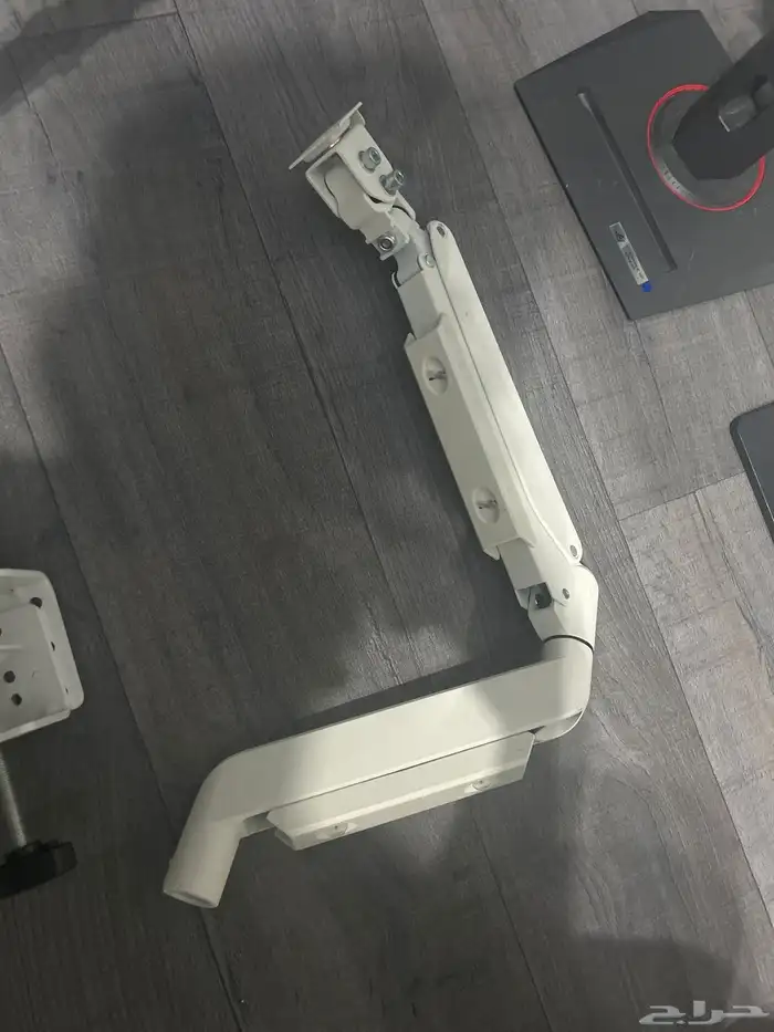 ستاندات شاشات قيمنق  1