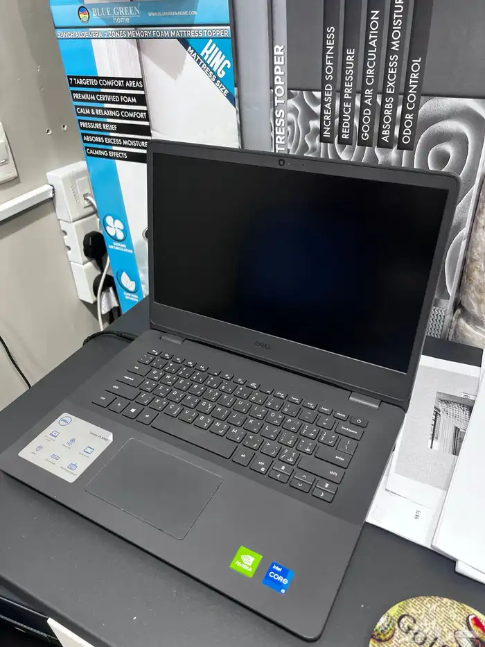 لاب توب شركة DELL 0