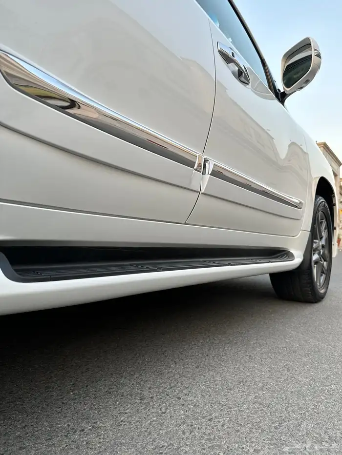 للبيع جيب لكزس LX 570 S 2014 شبه الجديد 34