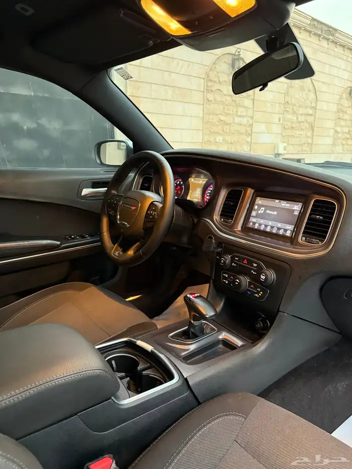 دوج تشارجر SXT 2018 21