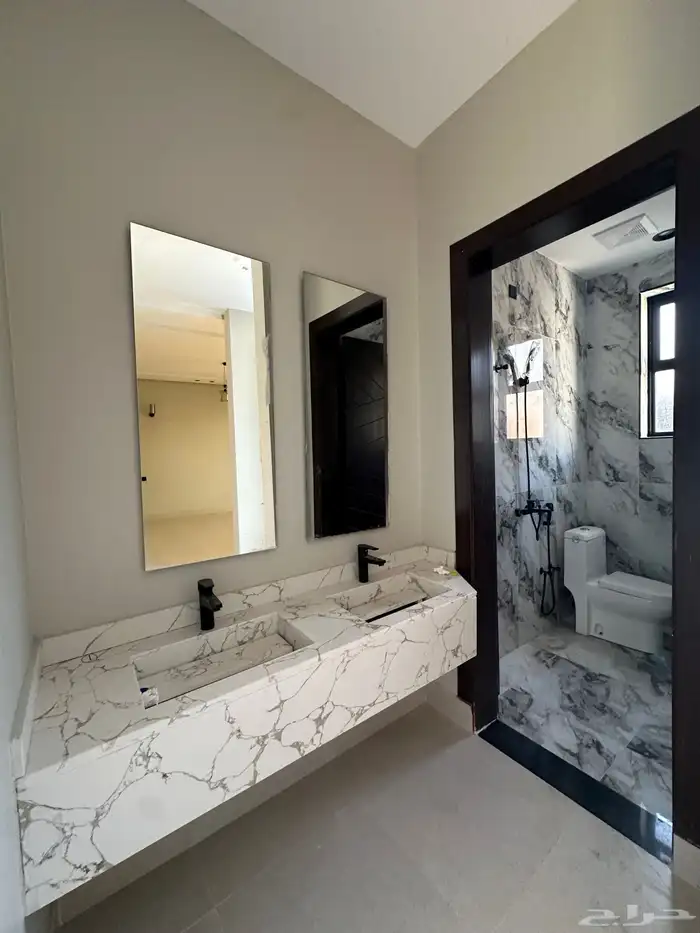 فيلا مخطط 5 خلف السعودي الالماني 10 غرف 3