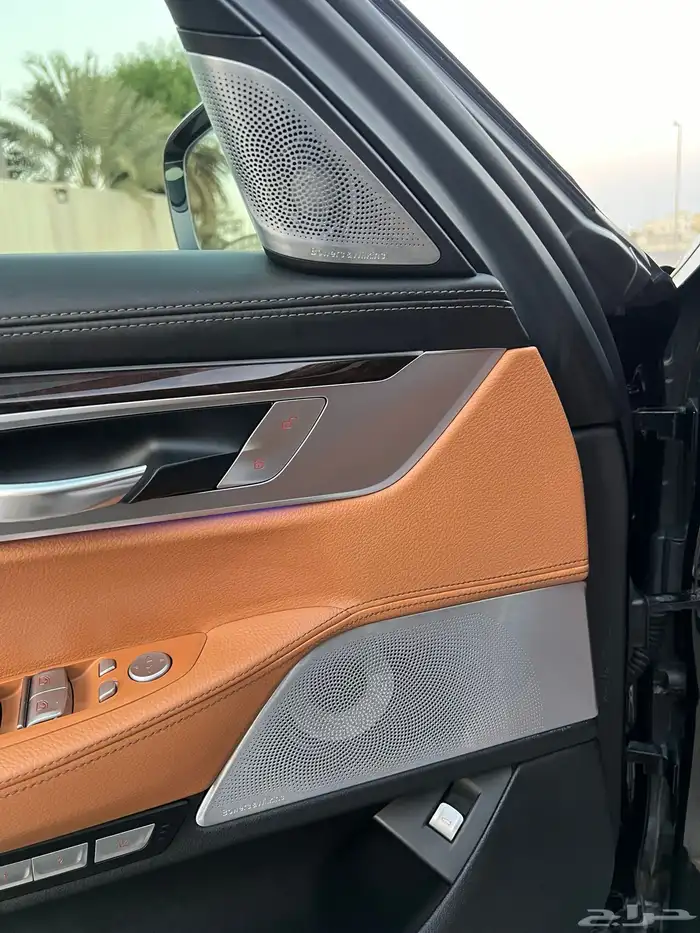 بي ام دبليو 750 LI ممشى قليل 2016 شبه جديد 25