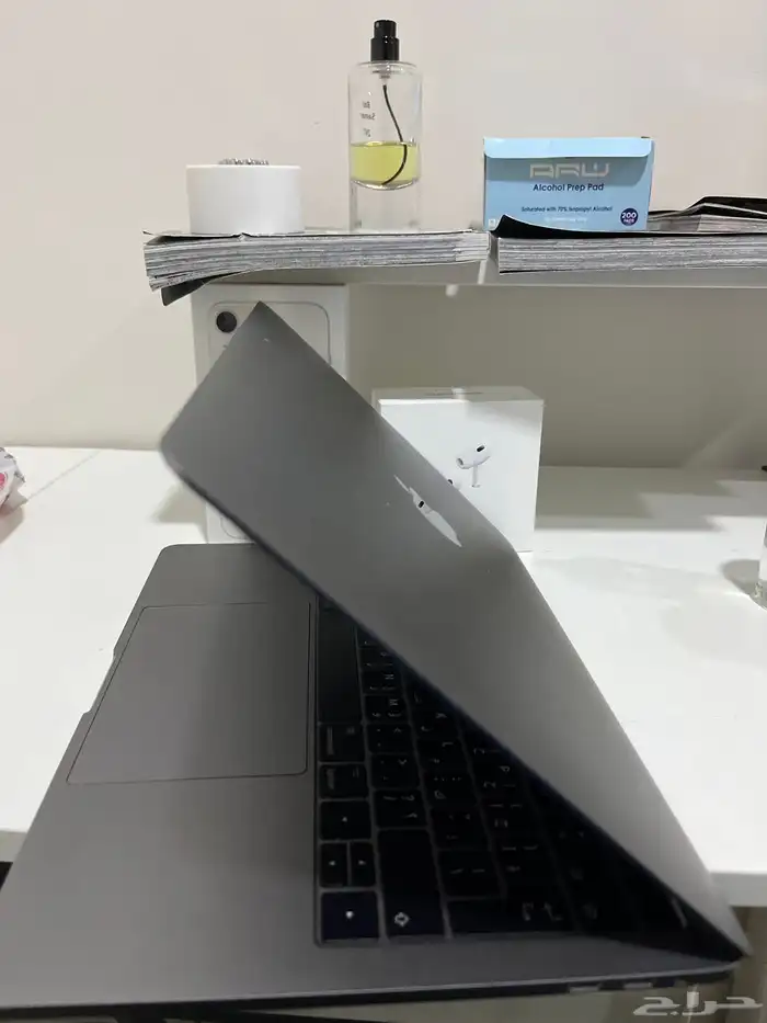 ماك بوك برو 4