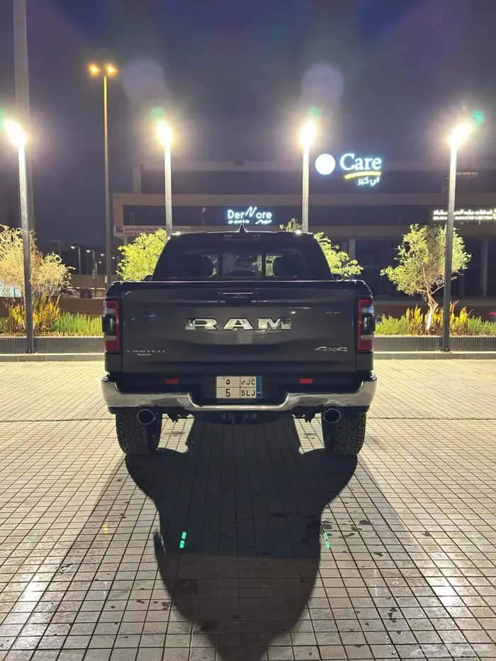 رام 1500 ليمتد فل كامل 5.7 V8 24