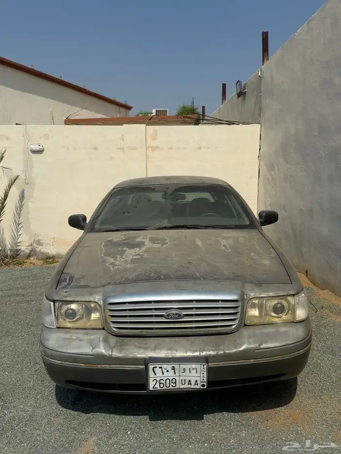 فورد فكتوريا 2003 0