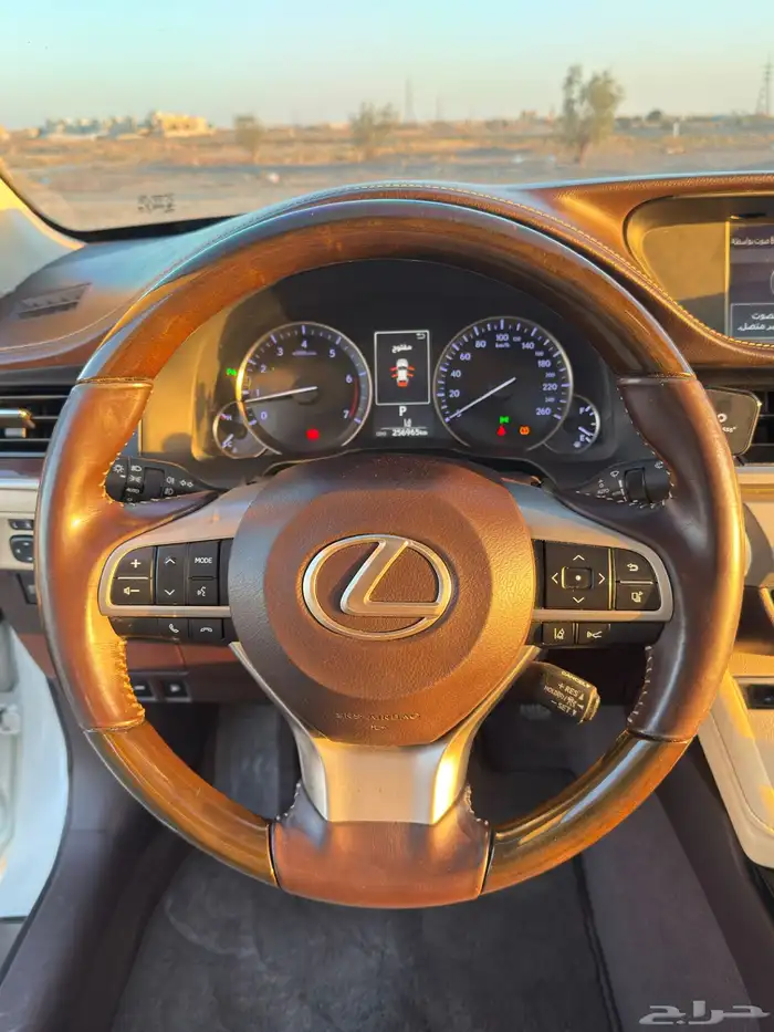 لكزس 2018 es DD 10