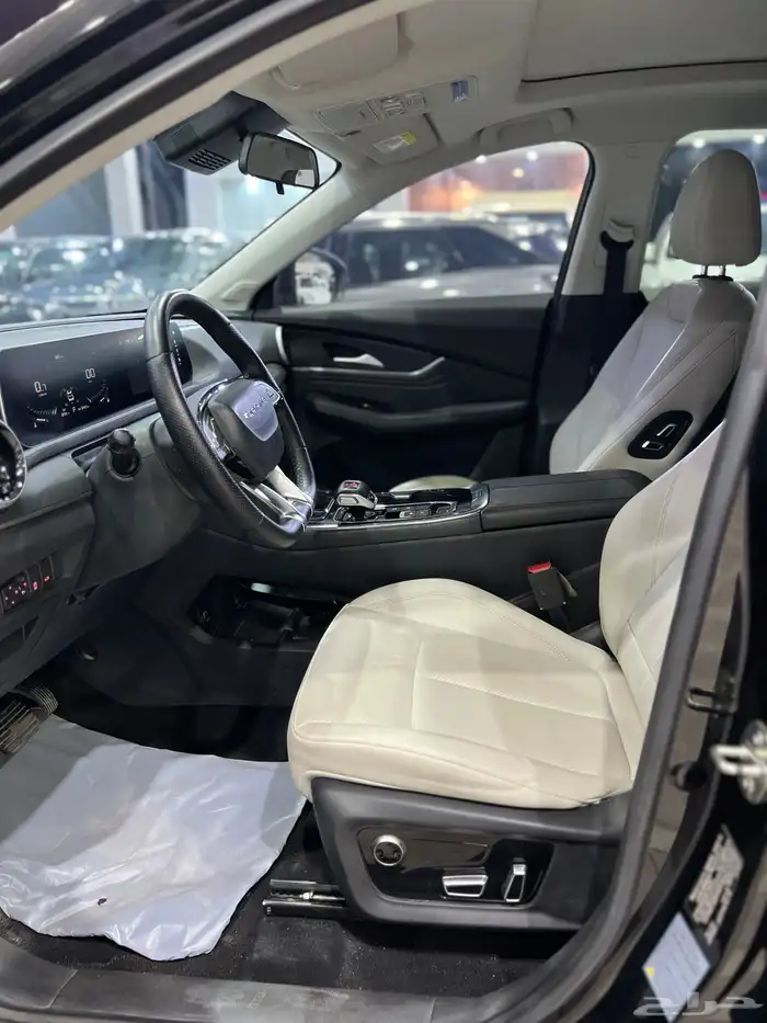 دونج فينج AX7 2023 فل كامل سعودي ماشي 30 الف 10