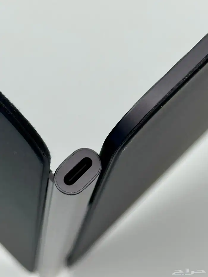 Magic Keyboard for iPad Pro 13  (M4) ماجيك كيبورد ايباد 1