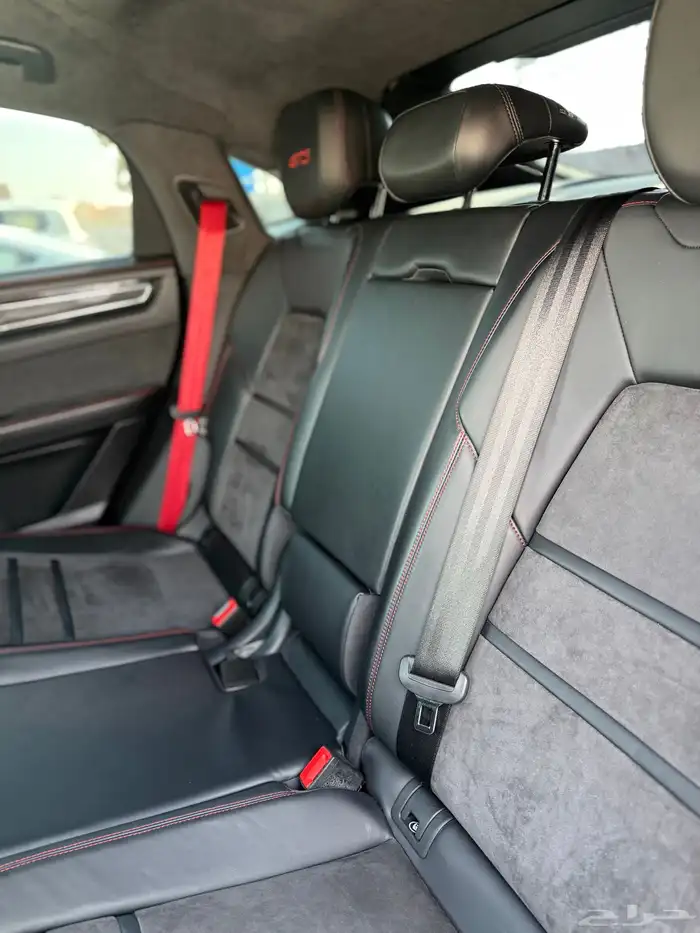 للبيع  بورش كايين GTS 2021 ماشي 30 الف كم على الضمان 19