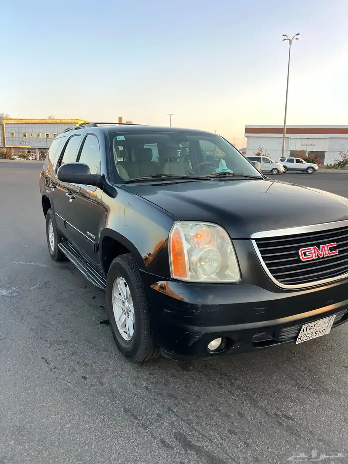 للبيع يوكن 2012 3