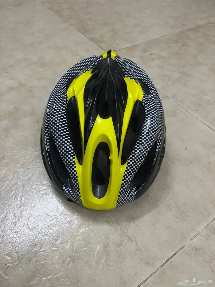 ثلاث خوذة دارجة 0