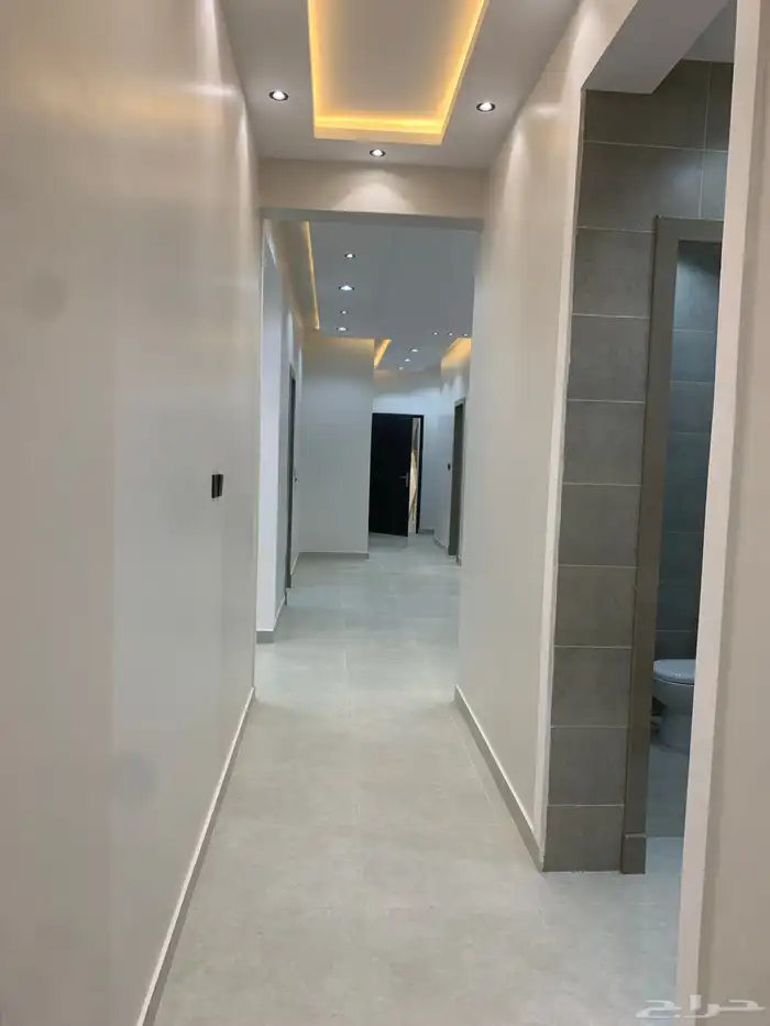 للبيع روف علوي مع ملحق با الخميس موقع مميز جدا من 650 الف 25