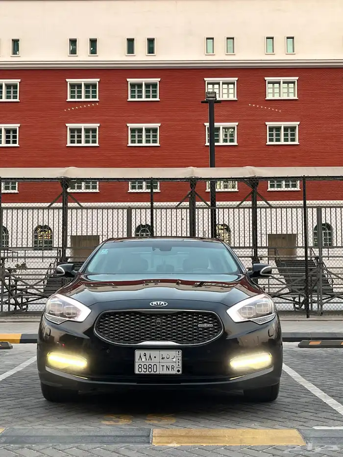 كيا كوريس 2016 مخزن (ممشى قليل ) 1