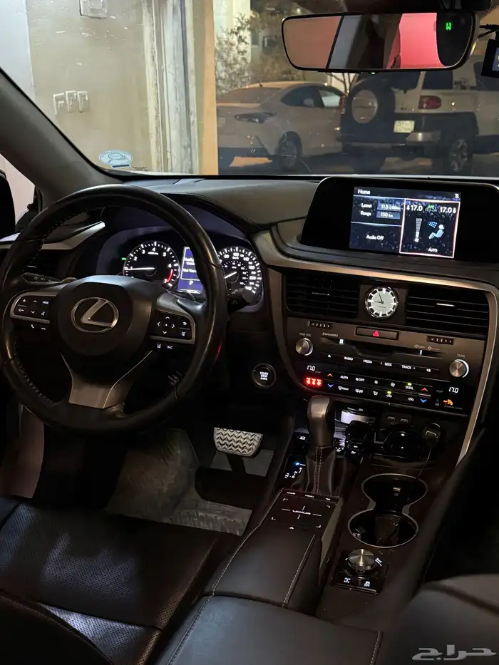 لكسز RX 2021 10