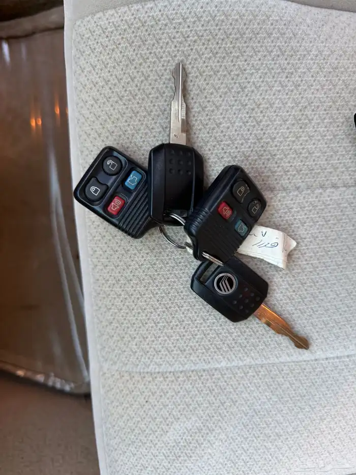 فورد ماركيز 2007 مخزن سعودي ماشي 48 الف 39