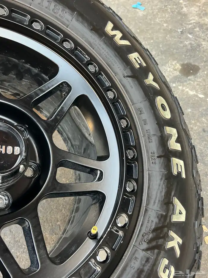 جنوط   ميتود اسود مقاس 17 مع كفرات حجرية تاريخ 23 جمس 11