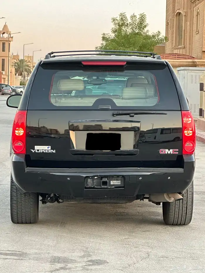 للبيع جي أم سي يوكن 2008 السعر 25 ألف 4