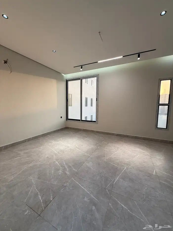 شقق تمليك حي الصفا 6 غرف وصاله 9