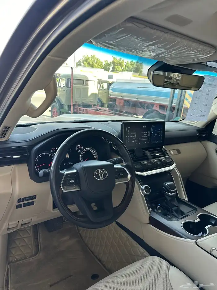 لاند كروزر 2024 22