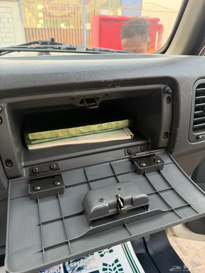 دينا هيونداي 2010 مخزنه 55 الف كيلو 21