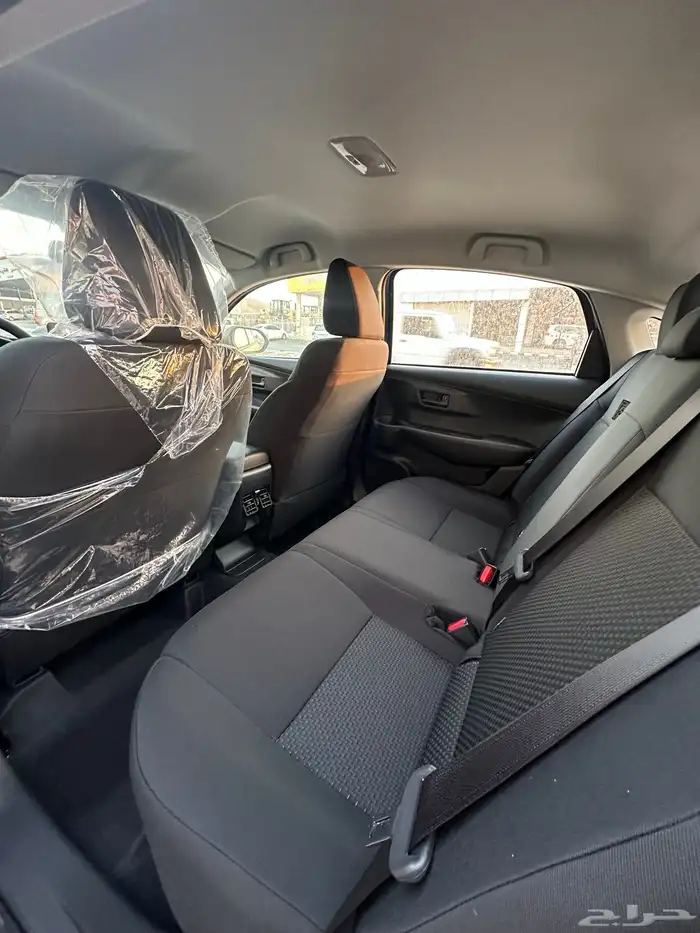 تويوتا يارس استاندر 4 سلندر موديل 2026 لون رمادي 7