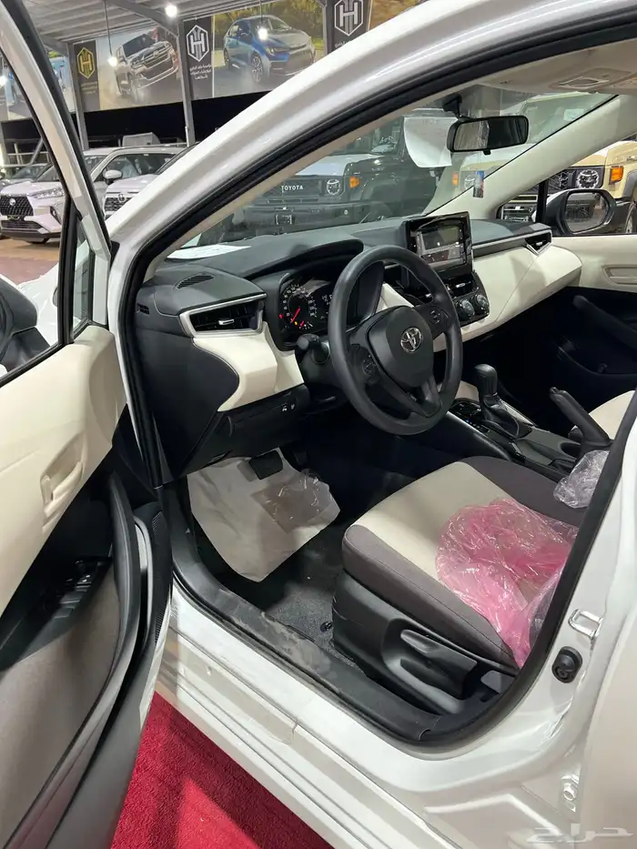 تويوتا كورولا XLi مطور جنوط 2.0 بنزين 2025 جديد 82.200 شامل 7