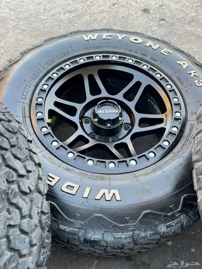 جنوط   ميتود اسود مقاس 17 مع كفرات حجرية تاريخ 23 جمس 15