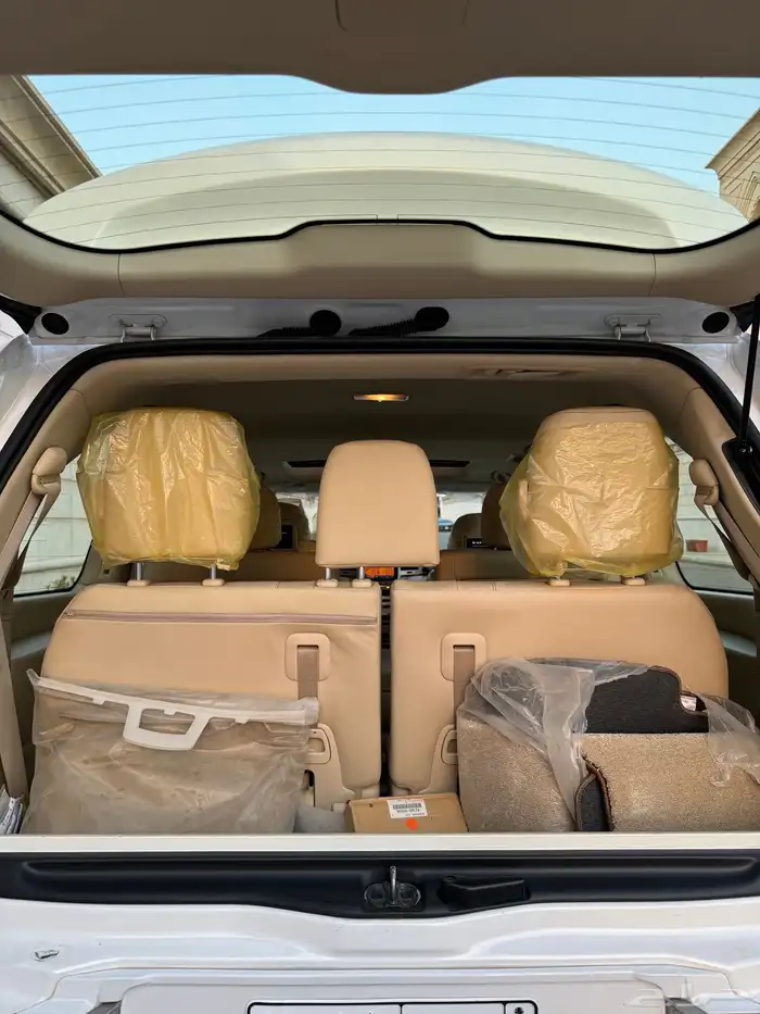 للبيع جيب لكزس LX 570 S 2014 شبه الجديد 69