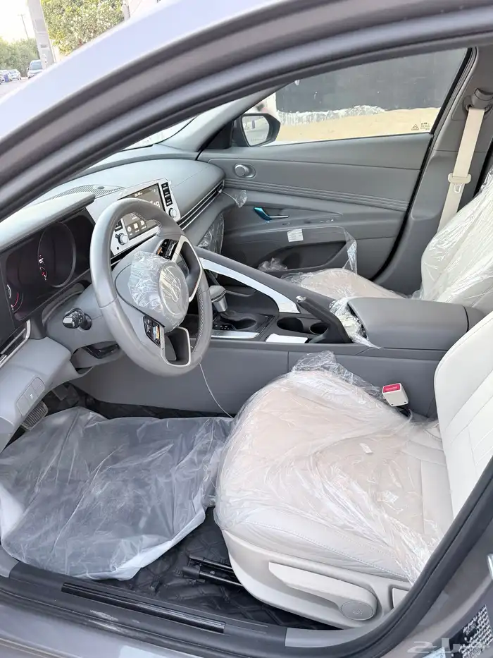 هيونداي إلنترا Smart 2022 23