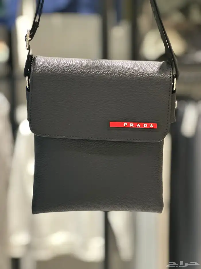 شنطة وحقيبة لويس فيتون وبرادا وقوتشي 1