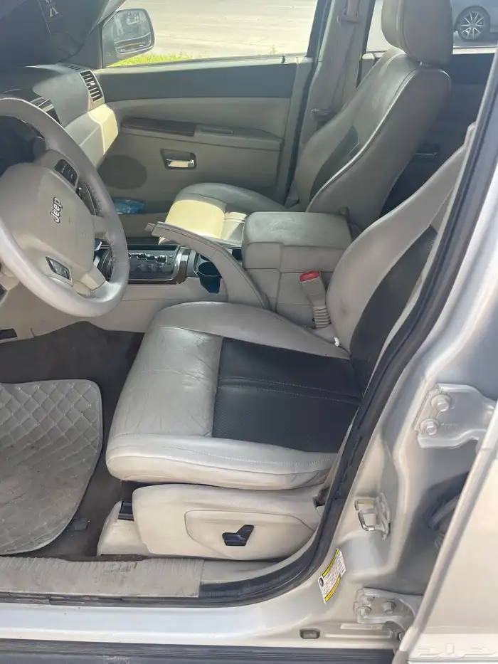 جيب جراند شيروكي 2005 بدون دبل 14