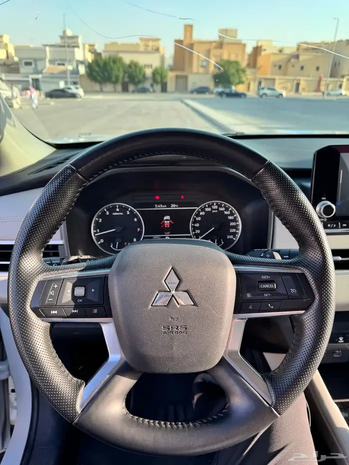 اوتلاندر 2023 الممشى 39000 2