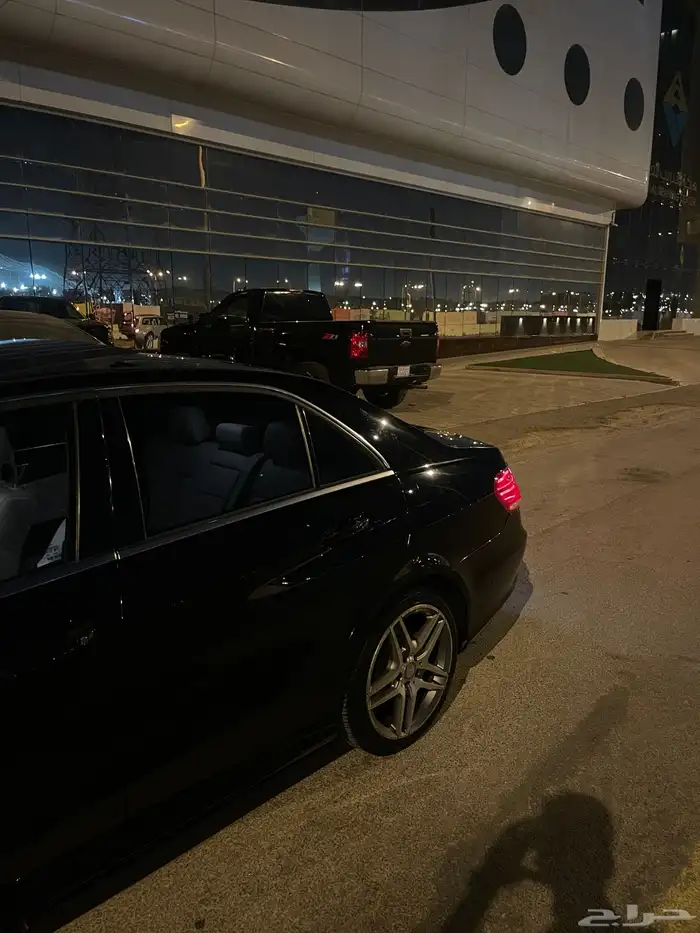 مرسدس E300 للبيع 19