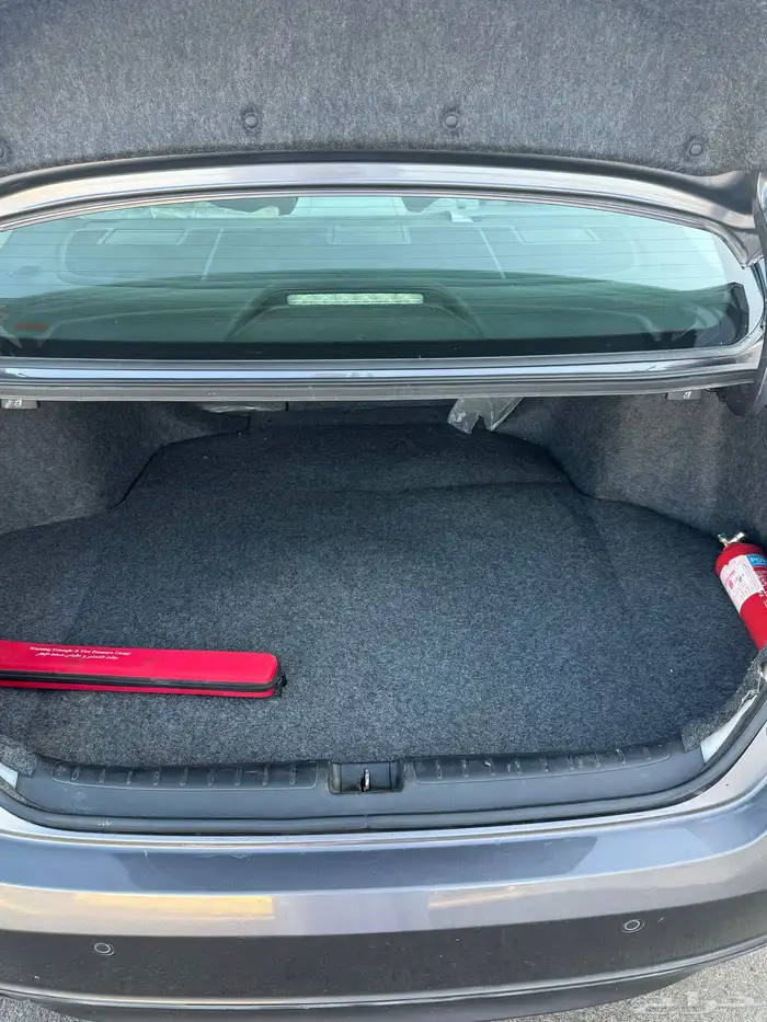 هوندا اكورد 2022 ستاندر 17