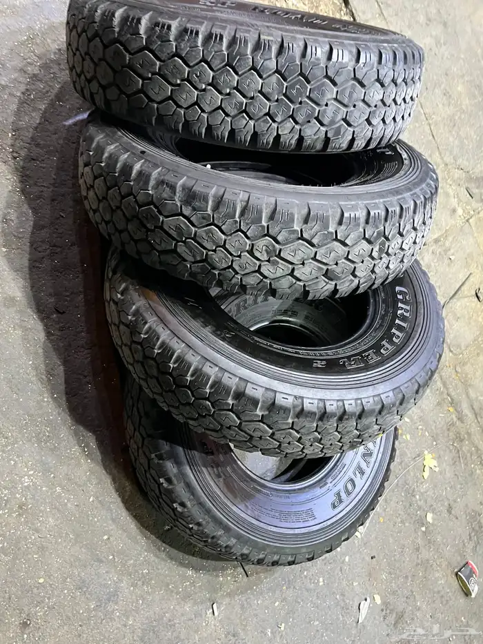 كفرات دنلوب ابو لبنه مقاس 235 85 16 22