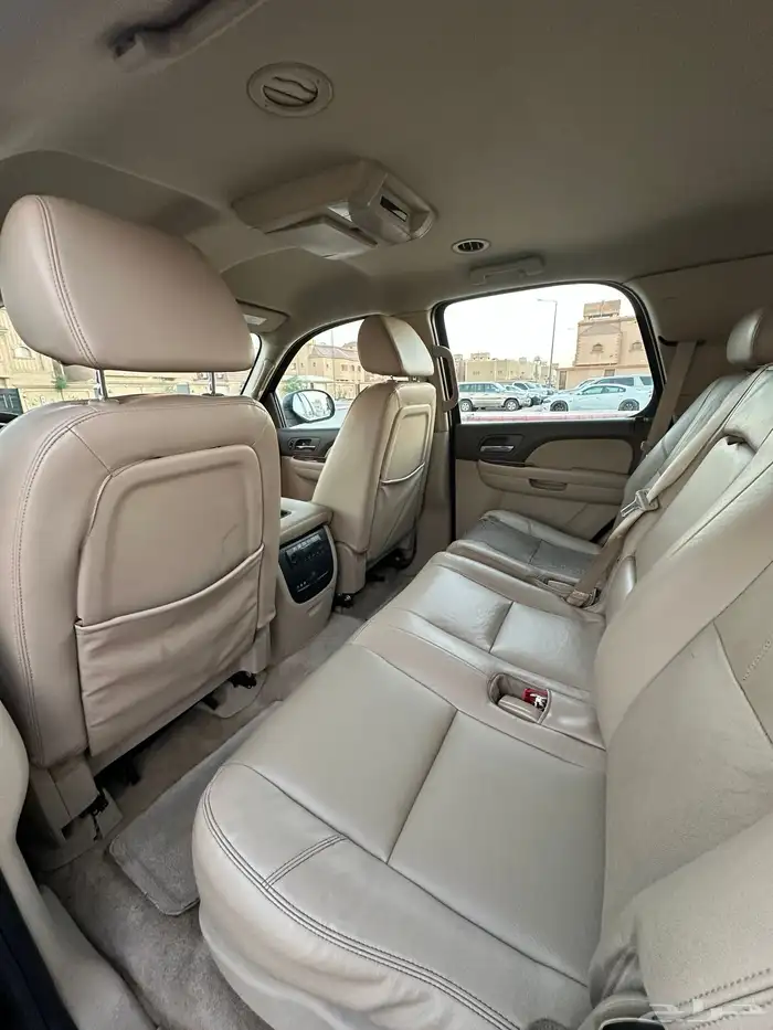 للبيع جي أم سي يوكن 2008 السعر 25 ألف 9